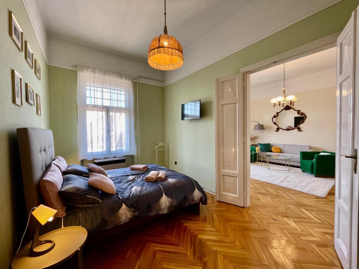 Apartament Jolan *