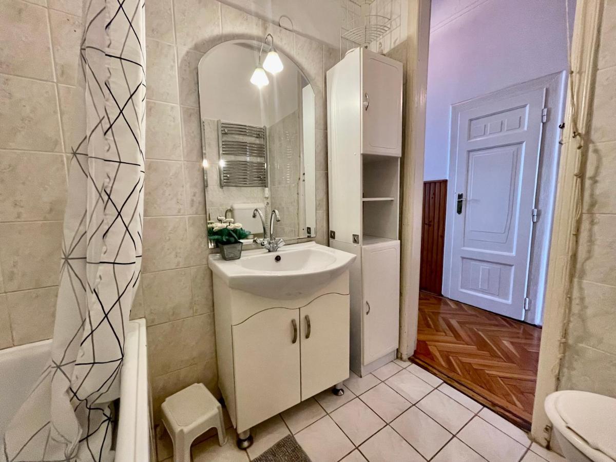Apartament Jolan *